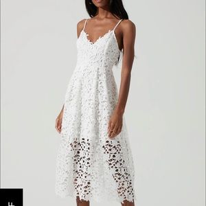 ASTR The Label White Lace Dress Size Small